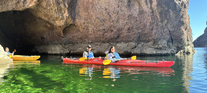 Emerald Cave Kayak Tour with Hotel Pickup and Hoover Dam Walk