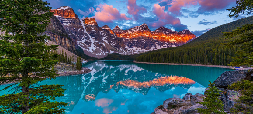 Small Group Moraine Lake Sunrise & Lake Louise Golden Hour Tour