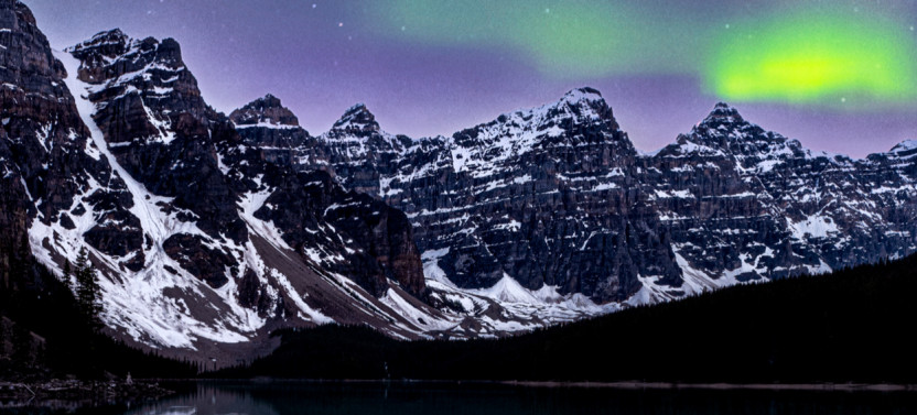 Private Auroras & Stargazing Night Tour at Moraine Lake