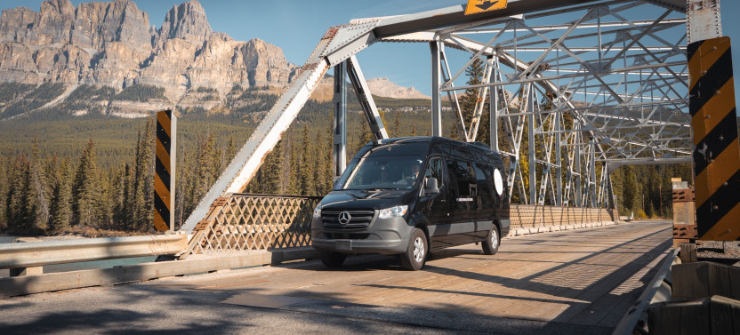 Private Ultimate Canadian Rockies Lakes & Takakkaw Falls Day Tour