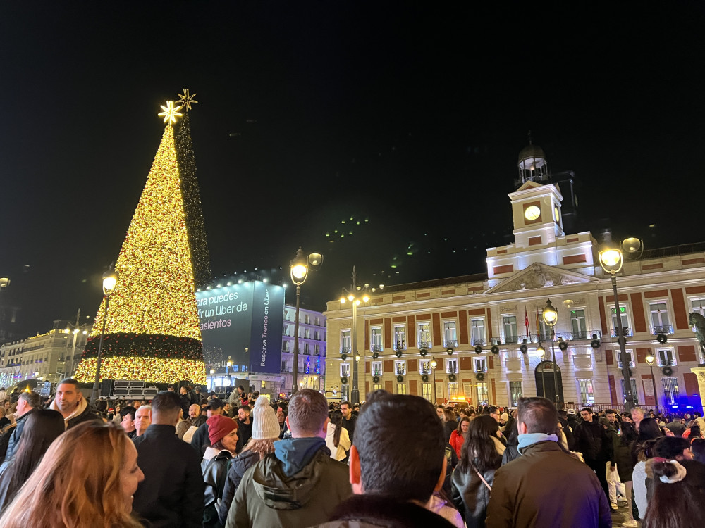 Madrid Christmas Market To Table Tapas Tour & Nougat Class