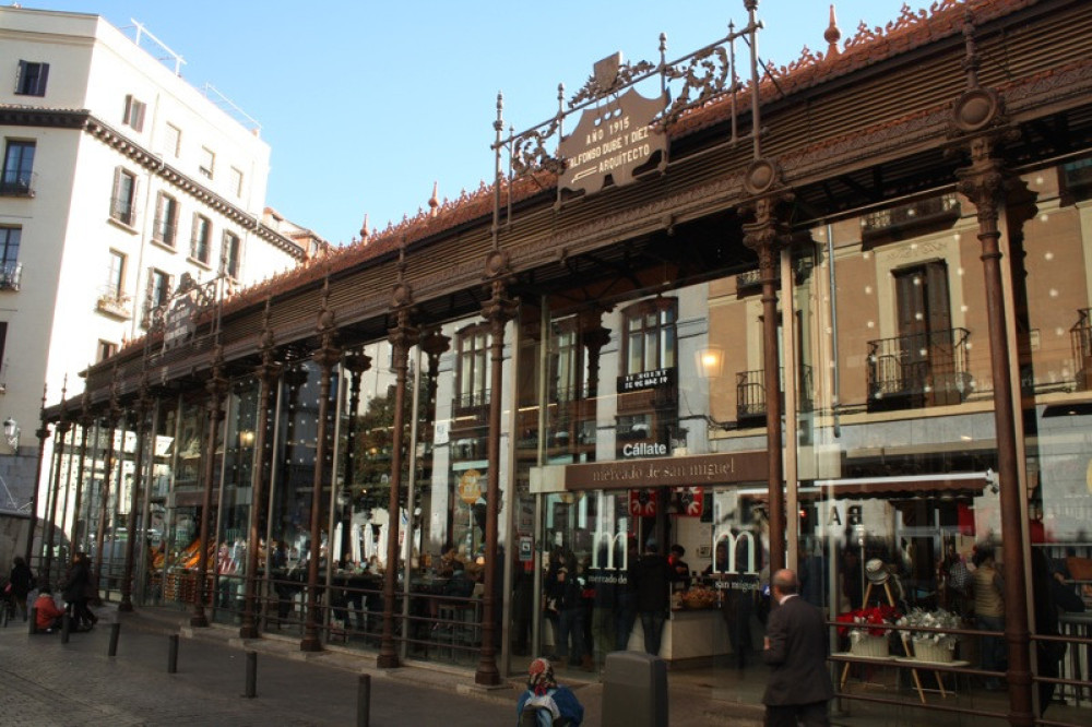 Madrid Culinary Day: Tapas, Markets & Cooking Class