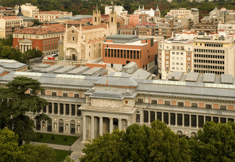 Private Panoramic Driving Tour of Madrid with Hotel Pickup