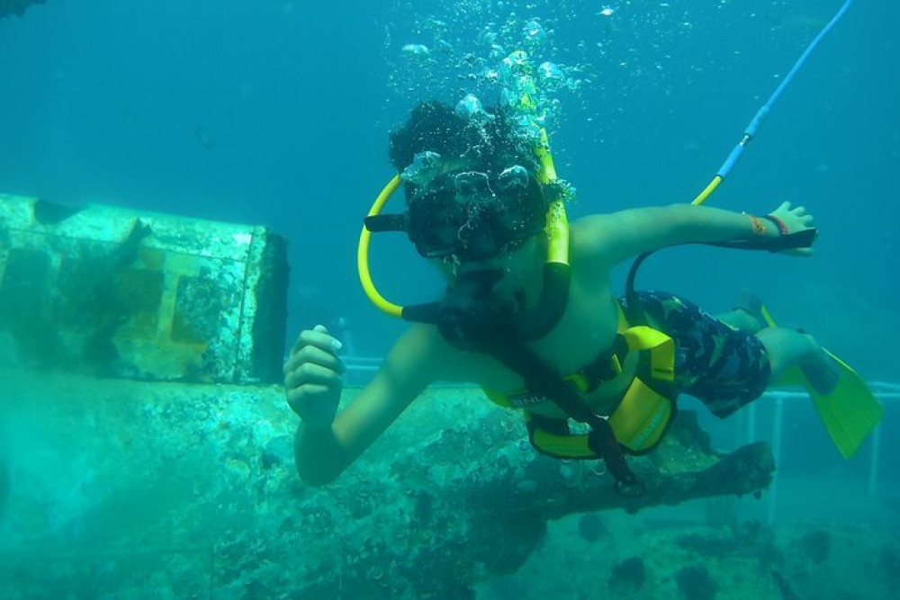 Adventure Snuba In St. Maarten