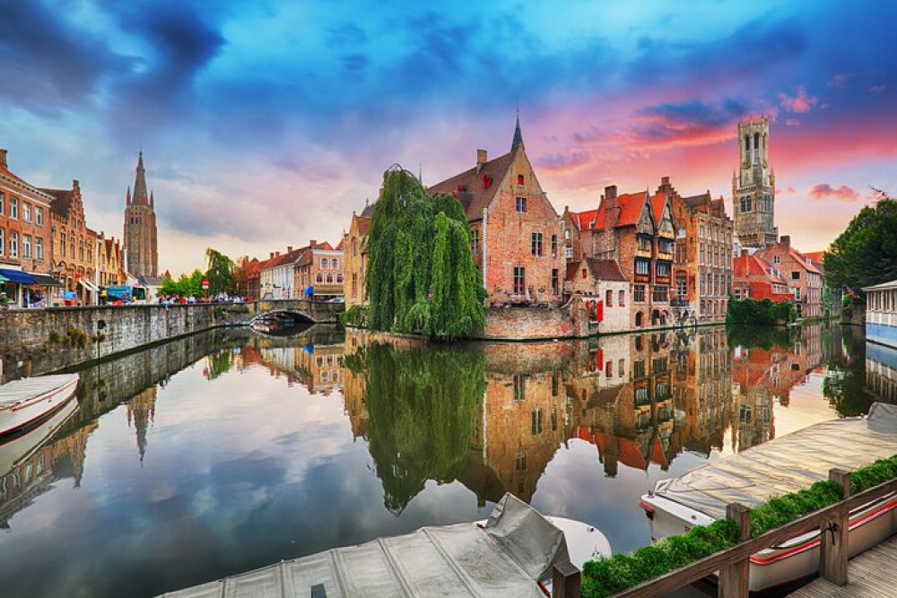 Enchanting Bruges - City Exploration Game