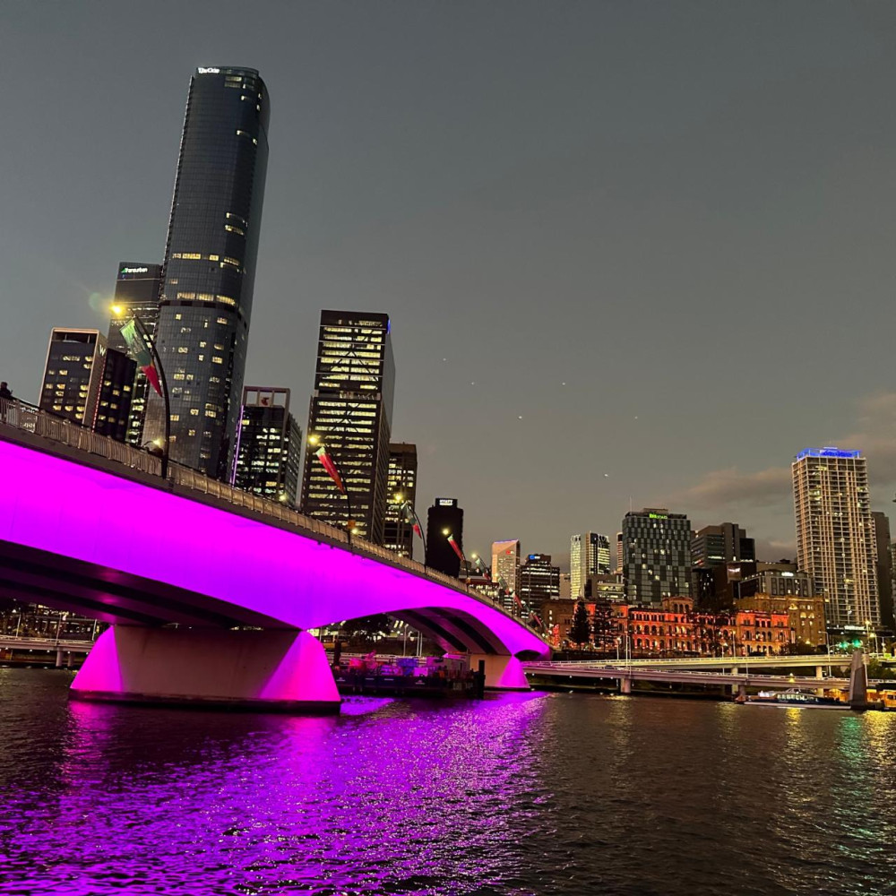 Private Custom Highlights & Hidden Gems Full-Day Tour of Brisbane