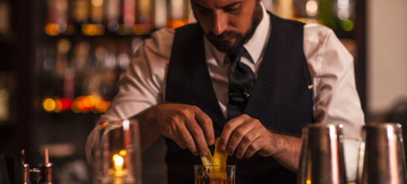 Dinner, Tales & Cocktails – Private Night Tour