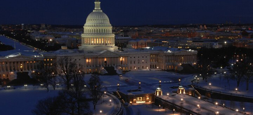 Washington DC: FBI vs. Bank Robbers - City Exploration Game