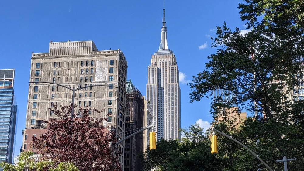 Flatiron District, NY Traveling Through Time - City Exploration Game