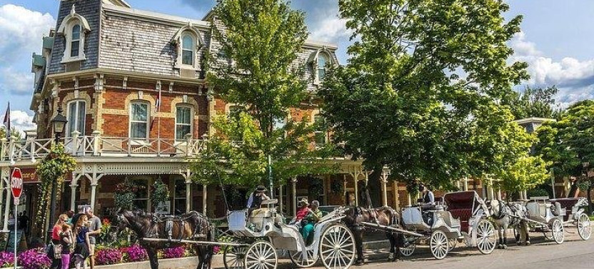 Luxury Day Trip: Niagara-on-the-lake, Wine & Falls From Toronto