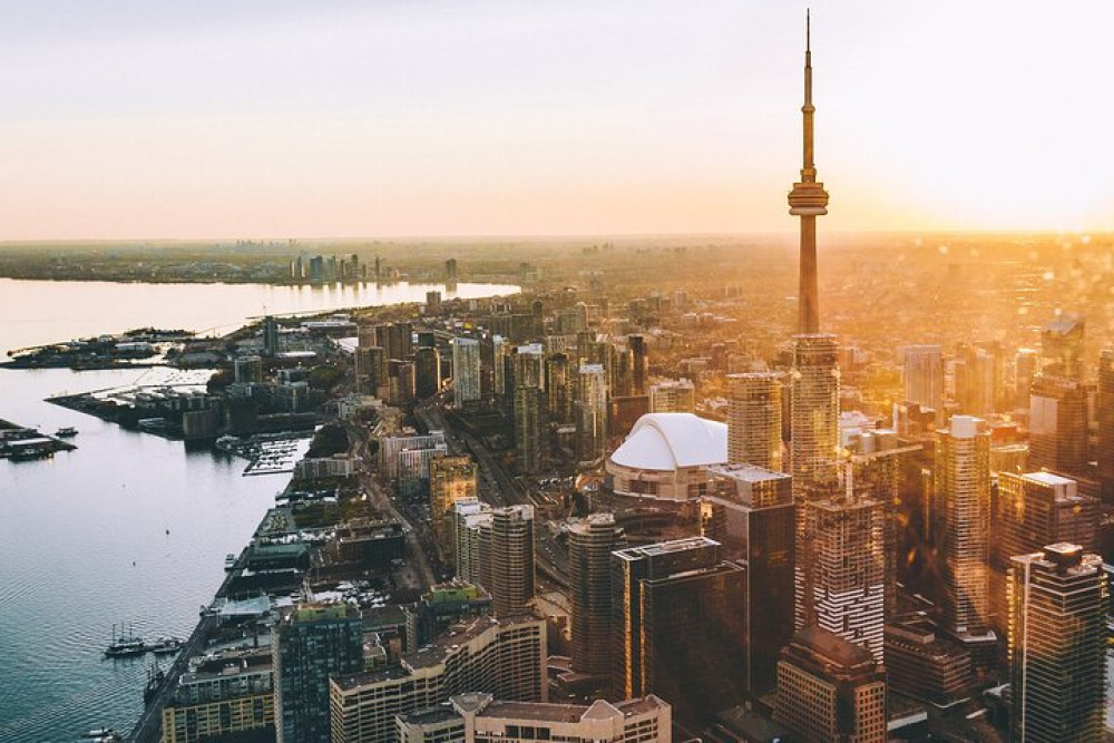 Best Of Toronto: Bus Tour, Tasting & Cruise