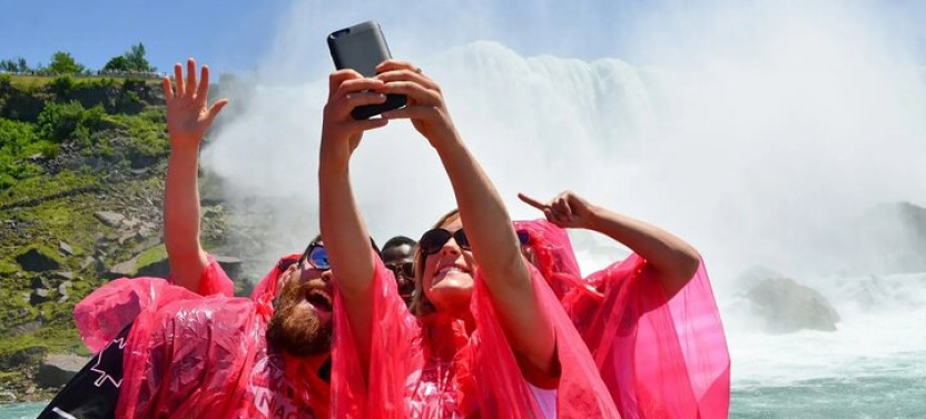 Niagara Falls Walking Tour With Skip The Ticket Line Boat Tour
