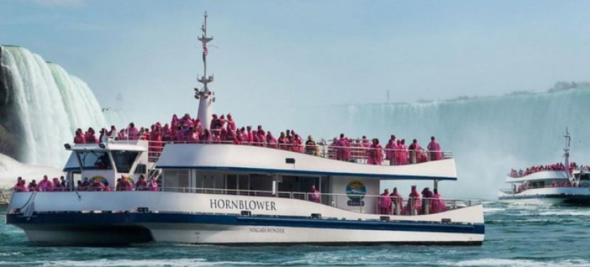 Day-trip From Toronto To Niagara Falls With Skip-the-line Boat