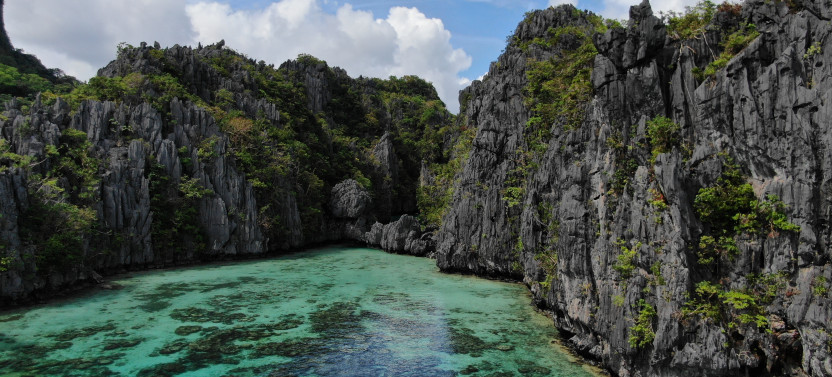 Private Speedboat Tour D to Small Lagoon & Cadlao Island Beaches