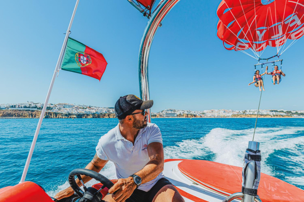 Albufeira Parasailing Adventure: 360º Algarve Coast Views
