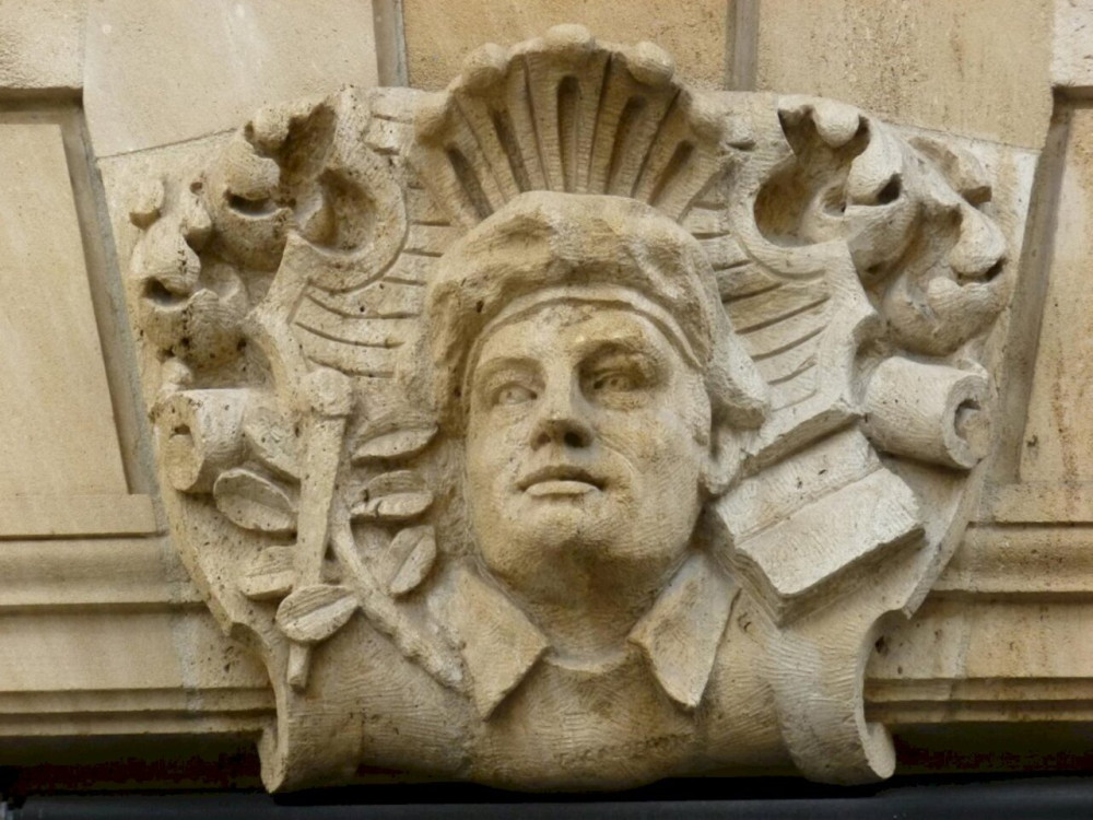 Bordeaux: Private Shore Excursion Walking Tour