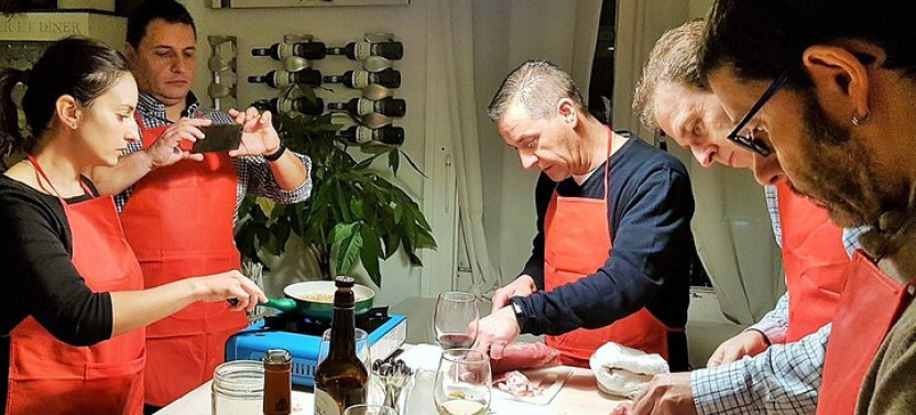 Private Paella Class, Tapas, Full Menu & Sangria Workshop, photo 4 of 51