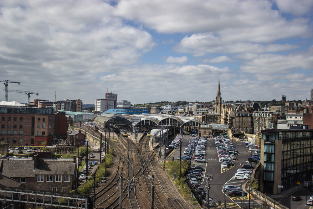 Armstrong and Austen in the Age of Empire: (Re)Inventing Society and Indust