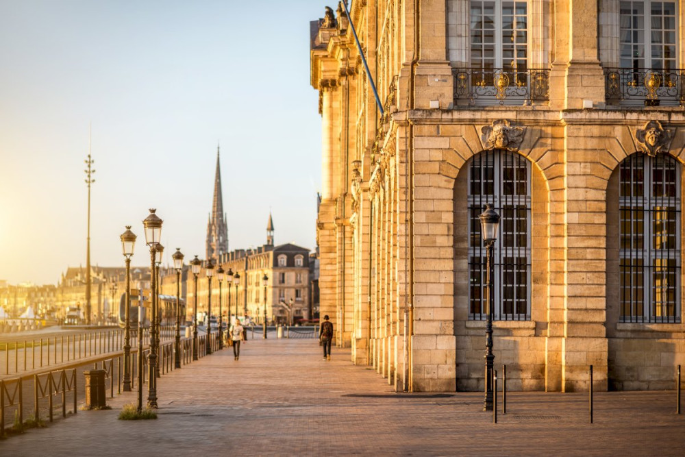 Pauillac: Private Shore Excursion to Bordeaux