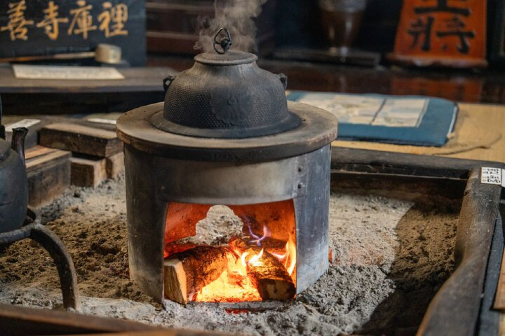 Shirakawa-go Private Day Trip and Metal Casting from Kanazawa