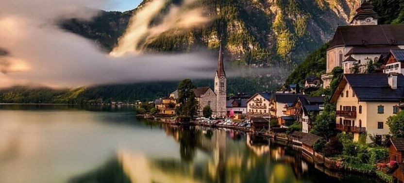 Vienna To Salzburg Private Transfer With Hallstatt Stop