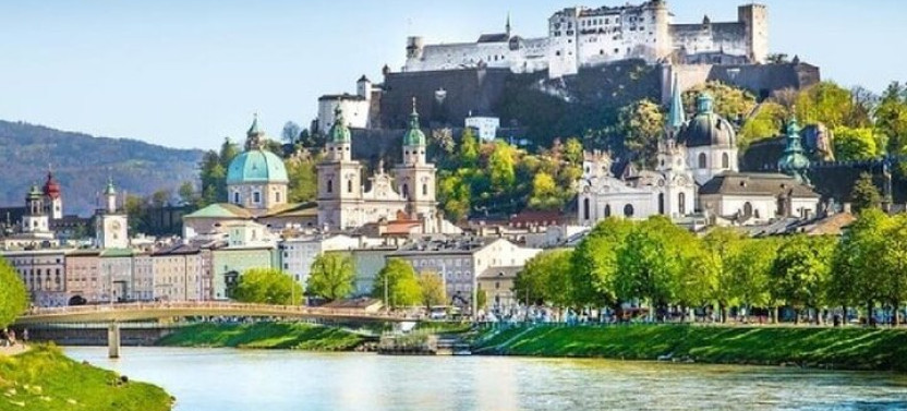 Vienna To Munich Private Transfer With Salzburg Stop