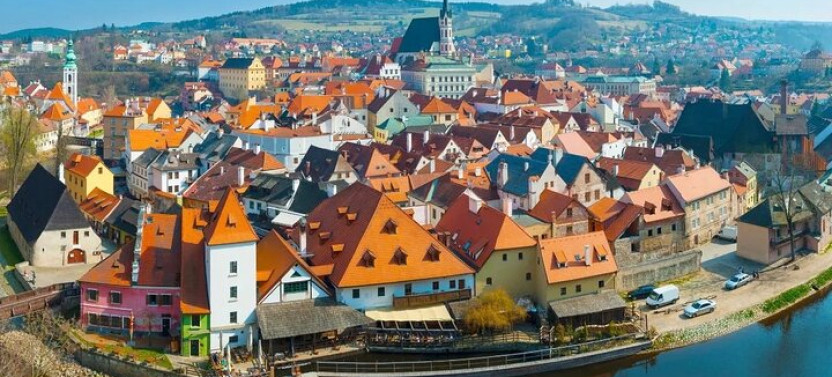 Cesky Krumlov Private Day Tour From Salzburg