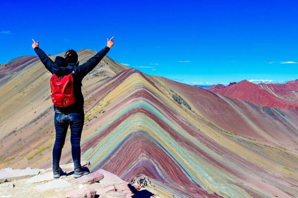 3-Day Sacred Valley, Machu Picchu & Rainbow Mountain Hiking Tour