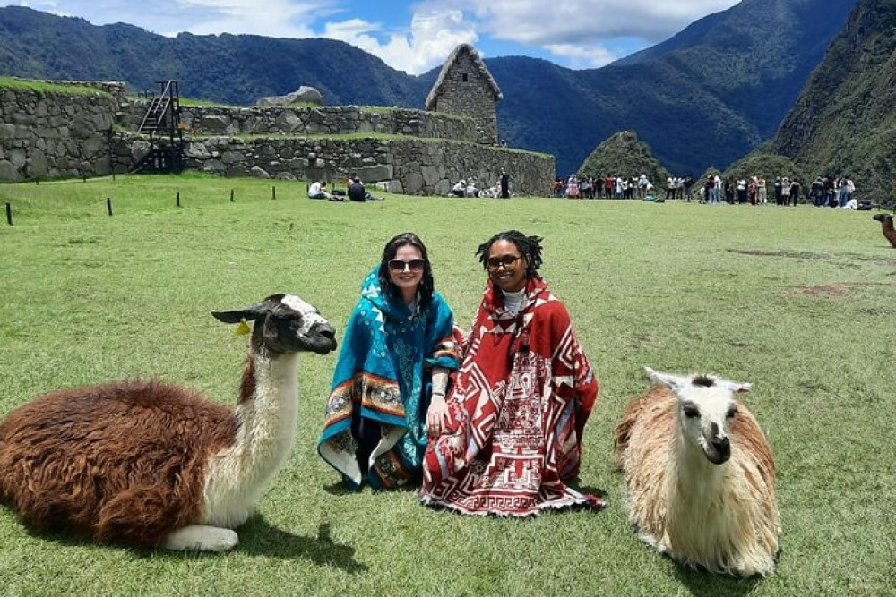 2-Day Small-Group Sacred Valley & Machu Picchu by Train Tour