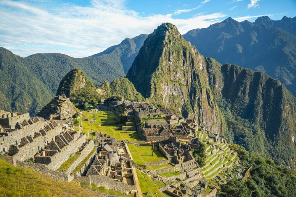 Full-Day Machu Picchu Tour from Cusco with Train and Entrance