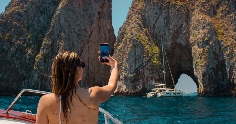 Prime Experience Sorrento, Capri and Blue Grotto Boat Trip in Spanish