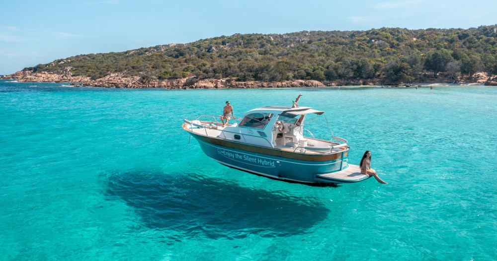 Eco-Friendly Hybrid Boat Tour to Favignana & Levanzo from Trapani
