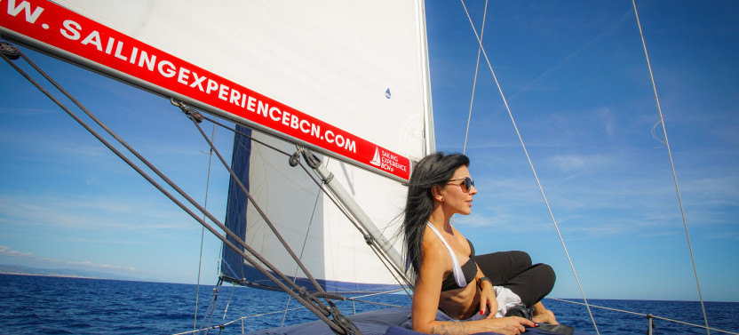 Private Day & Sunset Sailing Experience with Drinks & Snacks
