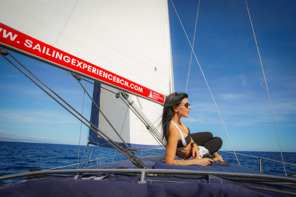 Private Day & Sunset Sailing Experience with Drinks & Snacks