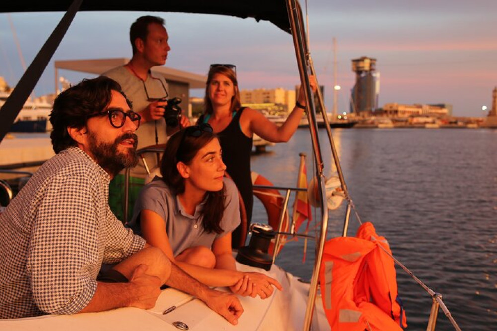 Unique Sunset Sailing, Tapas, Drinks, with Music & Dinner options