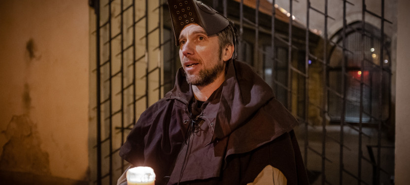 Private or Group Tour: Plague Doctor of Prague Tour
