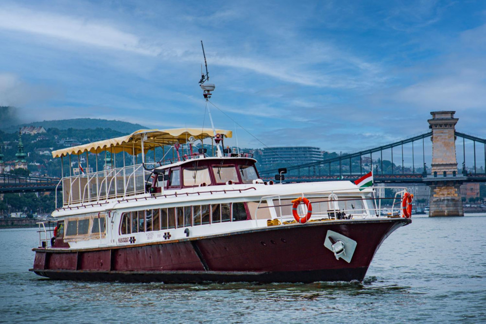 Budget Danube River Express Cruise in Budapest