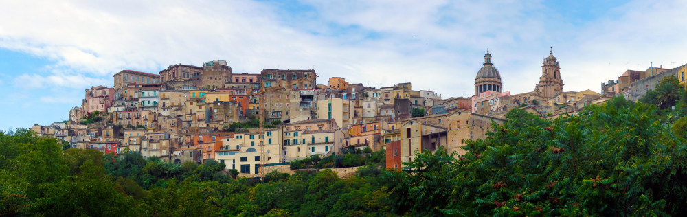 From Siracusa to Taormina (Stops in Ragusa and Modica)