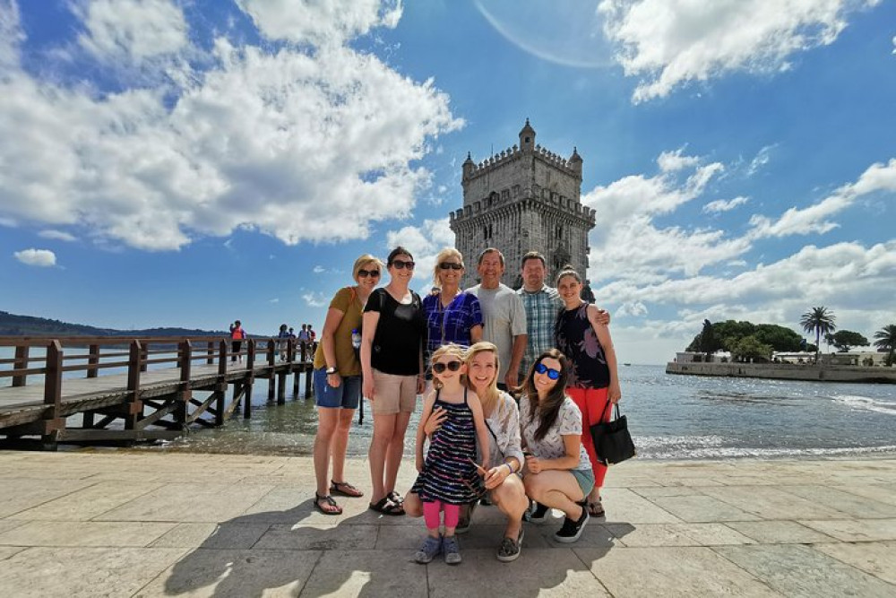 Porto to Lisbon Private Transfer with Sightseeing