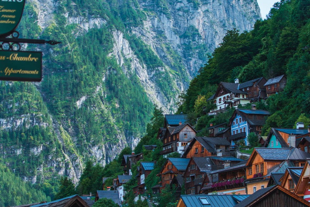 Hallstatt Day Trip including Photo Stop at Melk Abbey