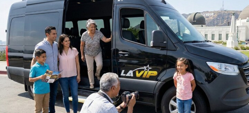 Custom Private Los Angeles Tour With Door-to-Door Pickup