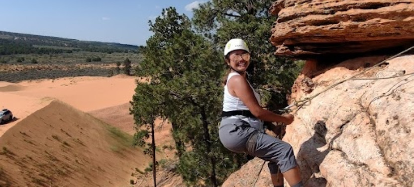 Rappelling: Coral Pink Sand Dunes