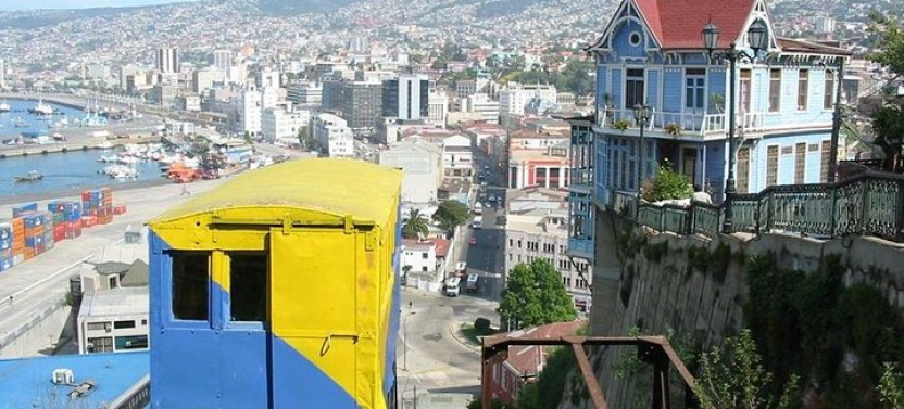 Historic Valparaiso and Viña del Mar from Santiago