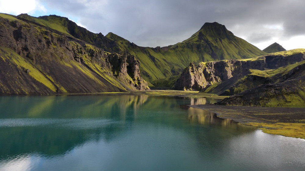 Eldgjá Canyon Trek and Beyond, 6-Day Hut to Hut Trekking Tour