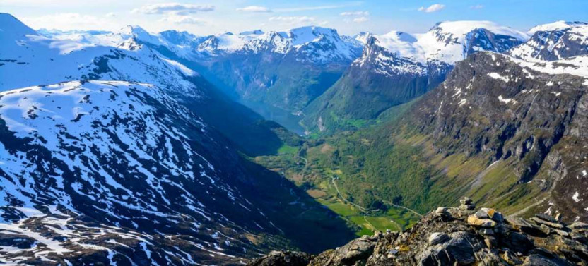 Dalsnibba Skywalk & Eagle Road Tour