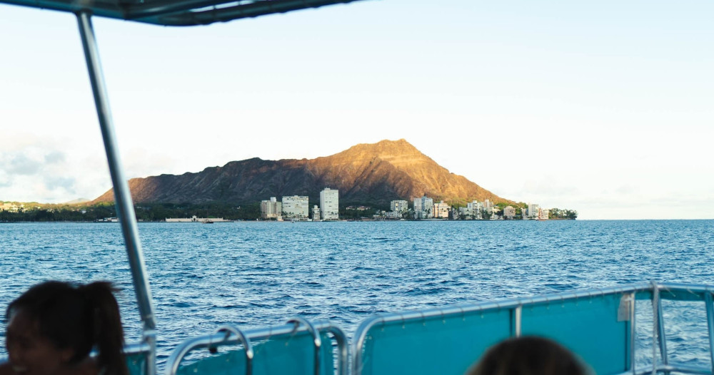 Waikiki Sunset Cruise with Marine Life and Diamond Head