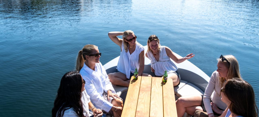 1-hour Private Boat Tour With Captain (lite)