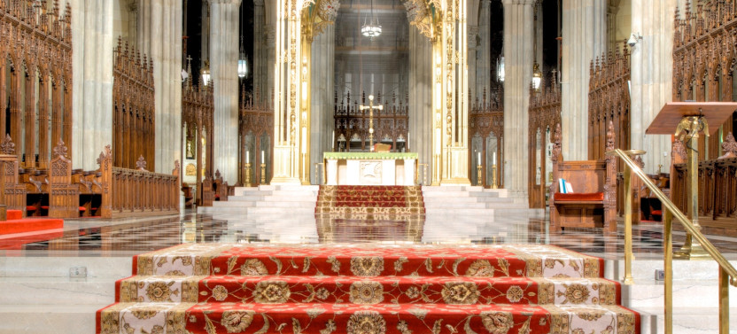 St. Patrick's Cathedral Self-Guided Audio Tour With iPad Rental
