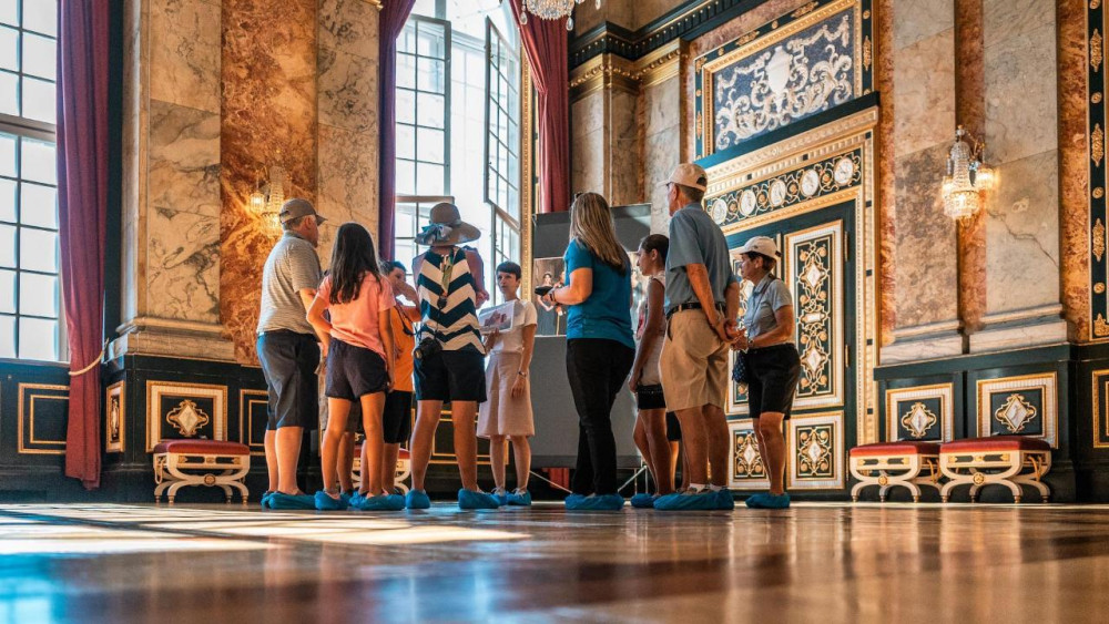 Copenhagen & Christiansborg Palace Private Driving Tour