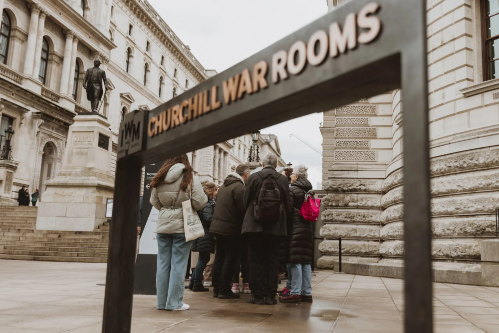 Life Of Churchill and World War II: London Walking Tour With War Rooms